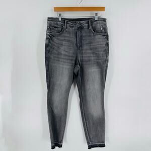 Judy Blue Gray Skinny Jeans 14W Women’s High Rise Stretch Denim Distressed Hem
